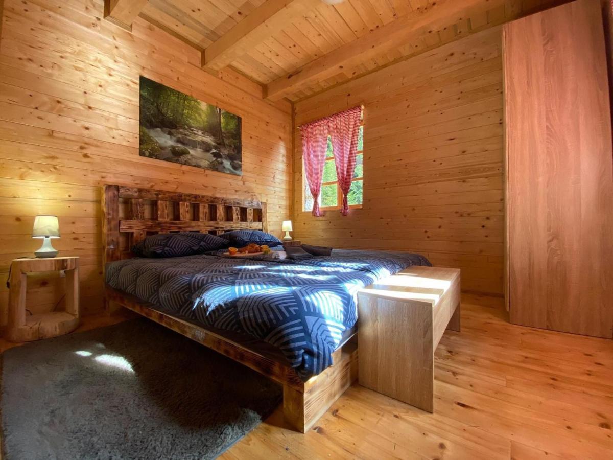 Wooden House With A Waterfall "Stipanov Mlin" Villa Plitvička Jezera Kültér fotó